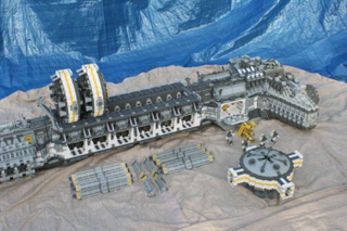 Illustration for article titled Lego Colonial Space Ship Is Big Enough to Terraform Real Planets